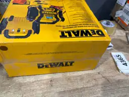 DEWALT Portable Power 2000 Peak… — Photo 7