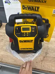 DEWALT 1600 Peak Amp Jump… — Photo 5