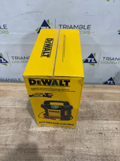 DEWALT 1600 Peak Amp Jump… — Photo 3