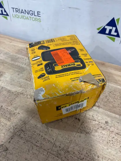 DEWALT 2500 Peak Amp Lithium… — Photo 3