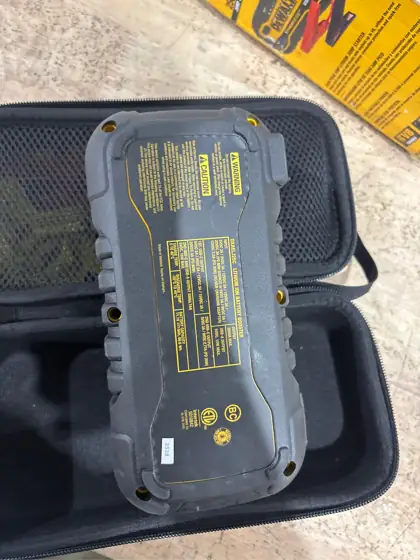 DEWALT 2500 Peak Amp Lithium… — Photo 6