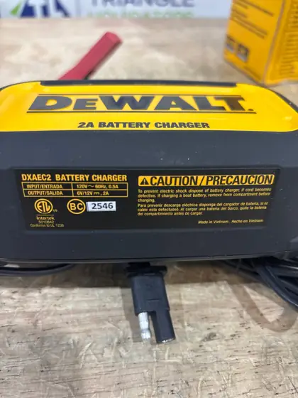 DEWALT Professional 2 Amp Automotive… — Photo 4