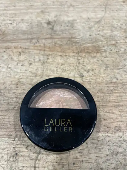 Laura Geller Beauty Baked Balance-N-Brighten… — Photo 5