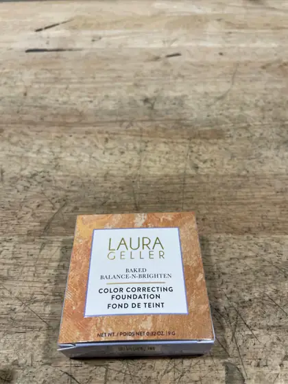 Laura Geller Beauty Baked Balance-N-Brighten… — Photo 4