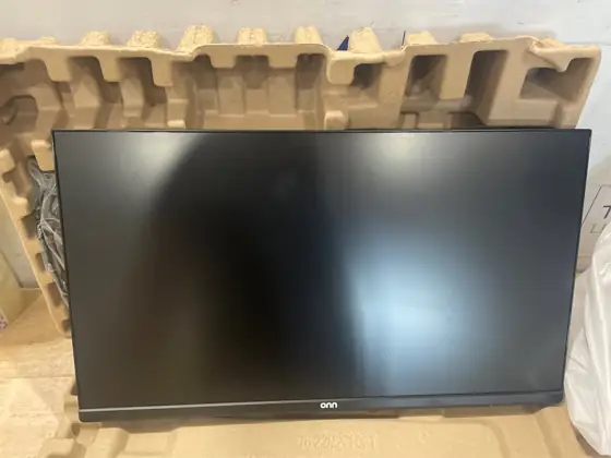 onn. 22" 1080p 75hz FHD… — Photo 3