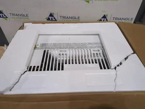 10,000 BTU (DOE) 115V Window… — Photo 4