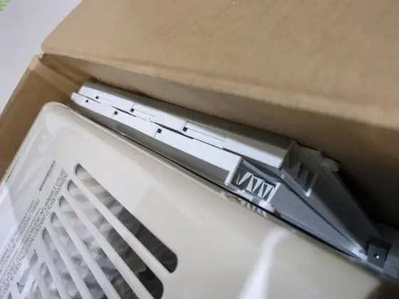 10,000 BTU (DOE) 115V Window… — Photo 5