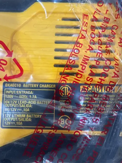 DEWALT Professional 10 Amp Battery… — Photo 4