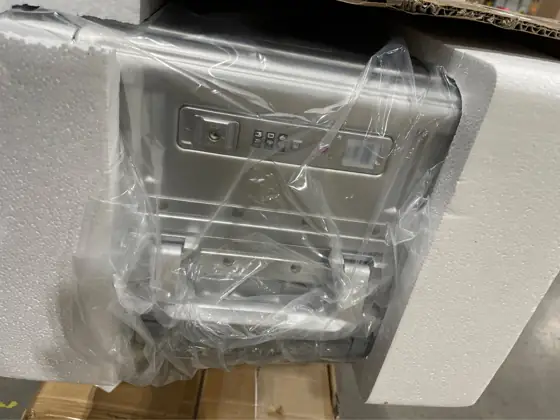 YYW All-Aluminium Luggage with Spinner… — Photo 4
