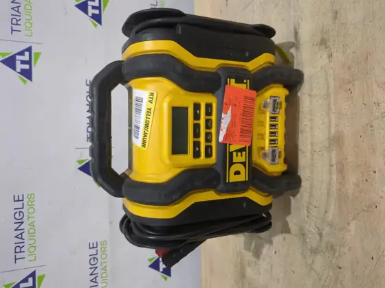 DEWALT Portable Power 2000 Peak… — Photo 3