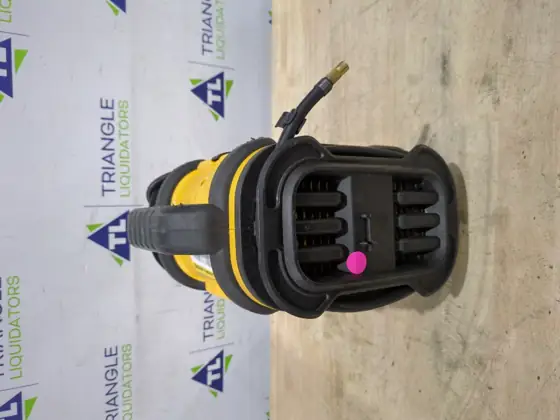 DEWALT Portable Power 2000 Peak… — Photo 4