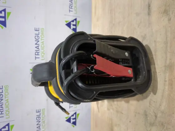 DEWALT Portable Power 2000 Peak… — Photo 6