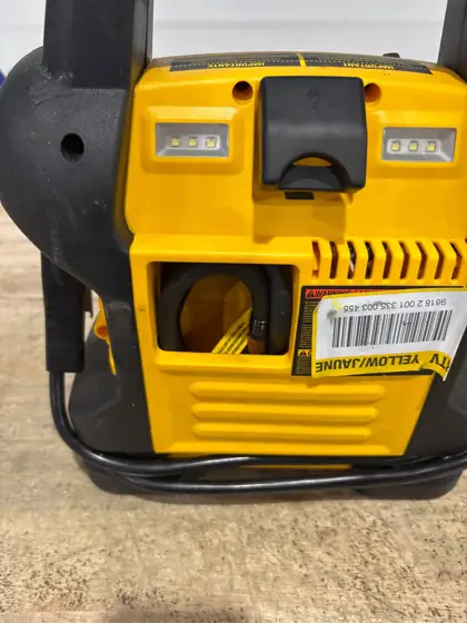DEWALT 1600 Peak Amp Jump… — Photo 4