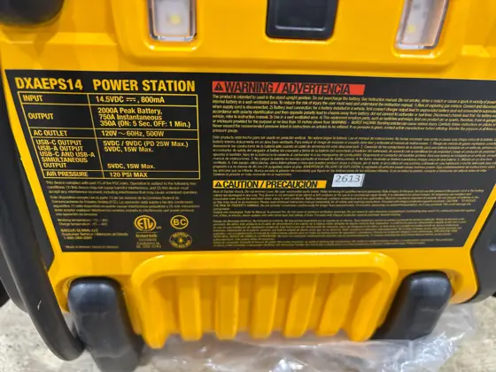 DEWALT 2000-Peak Amp Portable Jump… — Photo 3