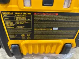 DEWALT 2000-Peak Amp Portable Jump… — Photo 3