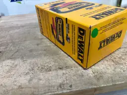 DEWALT 1800 Peak Amp Lithium… — Photo 4