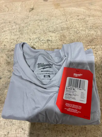 Milwaukee Workskin XL Short Sleeve… — Photo 4