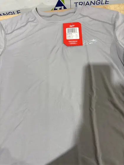 Milwaukee Workskin XL Short Sleeve… — Photo 6