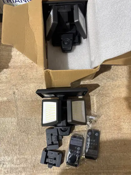 Tuffenough Solar Lights 2500LM 210LED,… — Photo 3