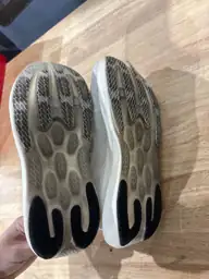 New valence running shoes — Photo 4