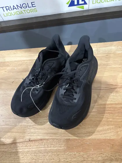 Hoka running shoes — Photo 2