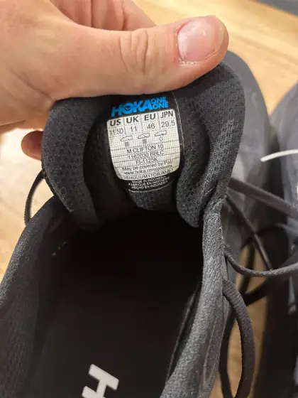 Hoka running shoes — Photo 4