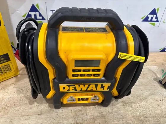 DEWALT 2000-Peak Amp Portable Jump… — Photo 4