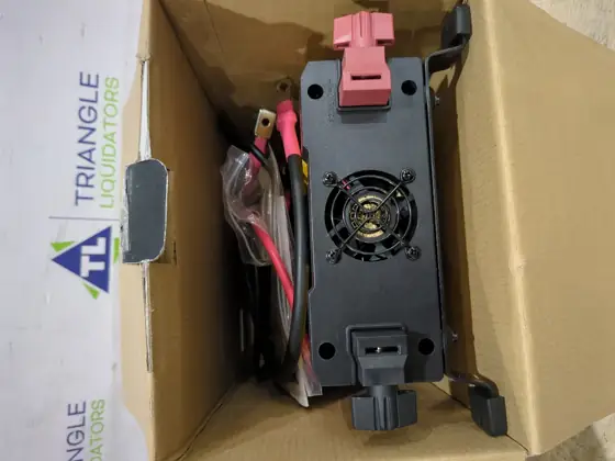 DEWALT 1000-Watt Portable Car Power… — Photo 4