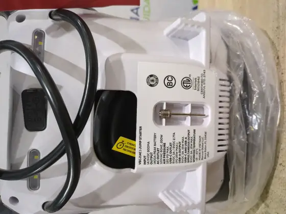 VECTOR 1400 Amp Jump Starter,… — Photo 7