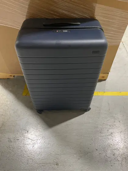 Away The Carry-On Luggage, 22-inch… — Photo 3