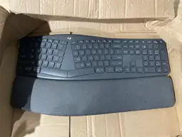 Logitech Ergo K860 Wireless Ergonomic… — Photo 3