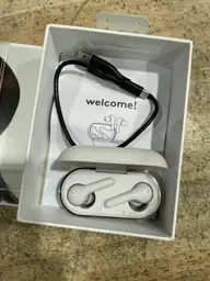True Bluetooth Wireless Earbuds -… — Photo 4
