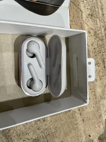 True Bluetooth Wireless Earbuds -… — Photo 4