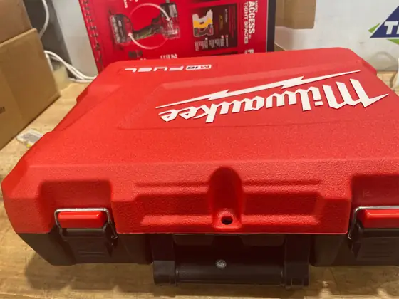 M18 FUEL 18V Mid-Torque 1/2… — Photo 4