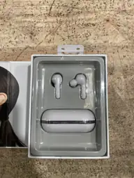 True Bluetooth Wireless Earbuds -… — Photo 4