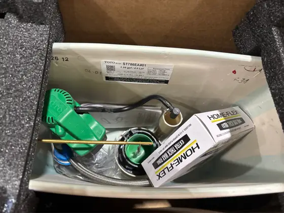 TOTO Drake 1.28 GPF Toilet… — Photo 4