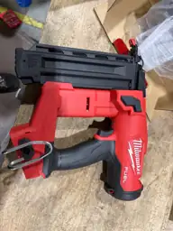 Milwaukee M18 FUEL 18 Ga.… — Photo 4