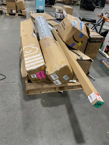 Amazon miscellaneous — Photo 3