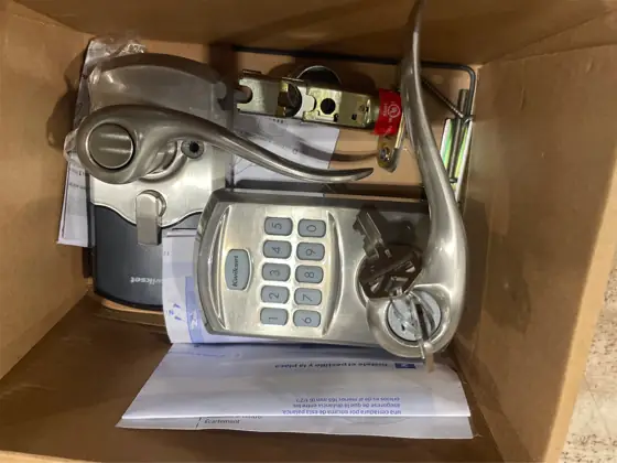 917 SmartCode Satin Nickel Keypad… — Photo 3