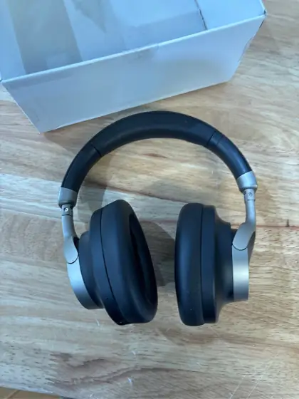 Heyday Active Noise Cancelling Over-Ear… — Photo 3