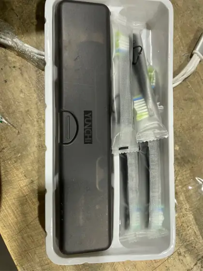 YUNCHI Electric Toothbrush for Adults… — Photo 4