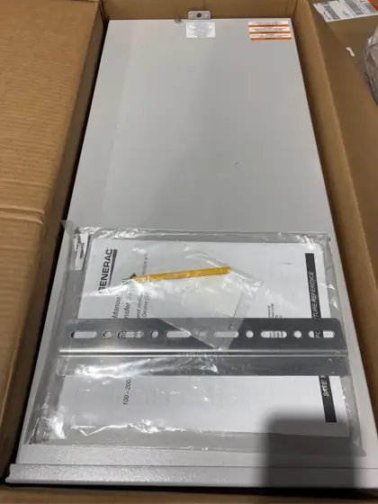 Generac 200A Open Transition Transfer… — Photo 3