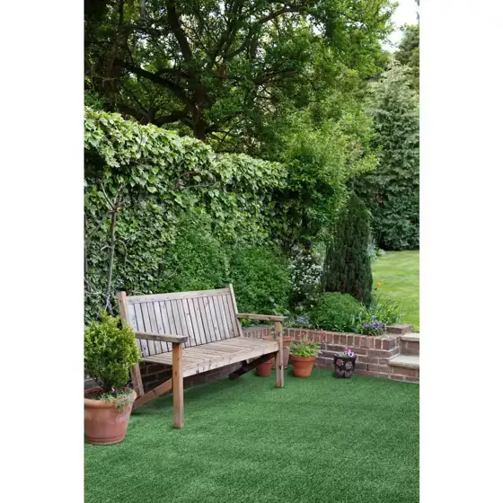 TrafficMaster Emerald Green Precut Turf… — Photo 2