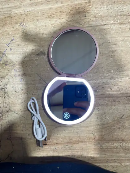 Magnifying Mirror, Rechargeable Compact Makeup… — Photo 4