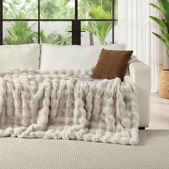 Lotus Karen Faux Fur Throw… — Photo 2