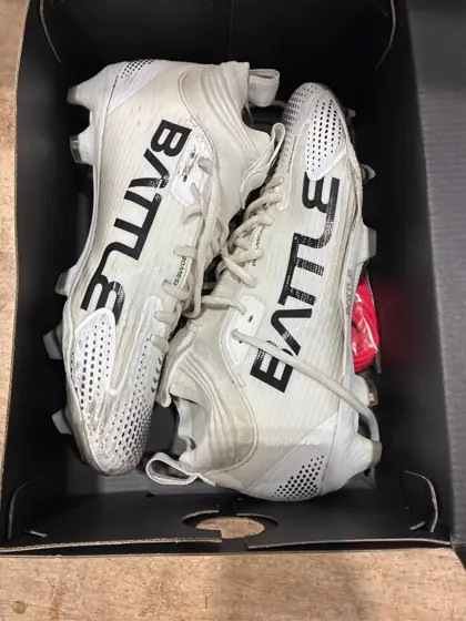 Battle Astrofly Football Cleats — Photo 5