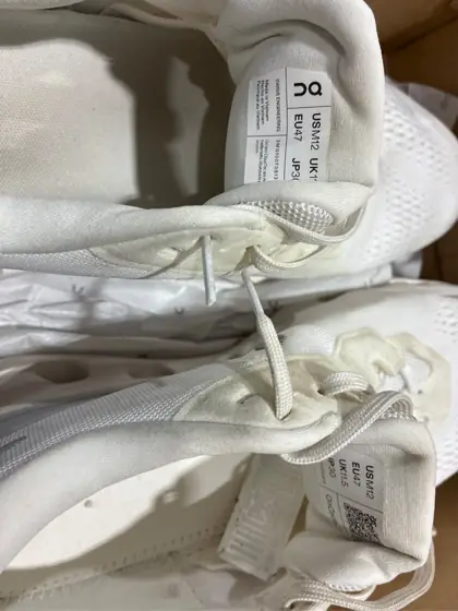 On Men's Cloudrunner 3 — Photo 4