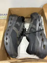 On Men's Cloudrunner 3 Running… — Photo 4