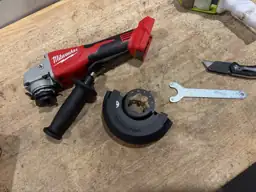 Milwaukee M18 Cordless 4-1/2 to… — Photo 4