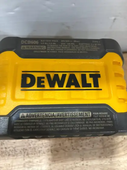 FLEXVOLT 20V/60V MAX Lithium-Ion 6.0Ah… — Photo 5